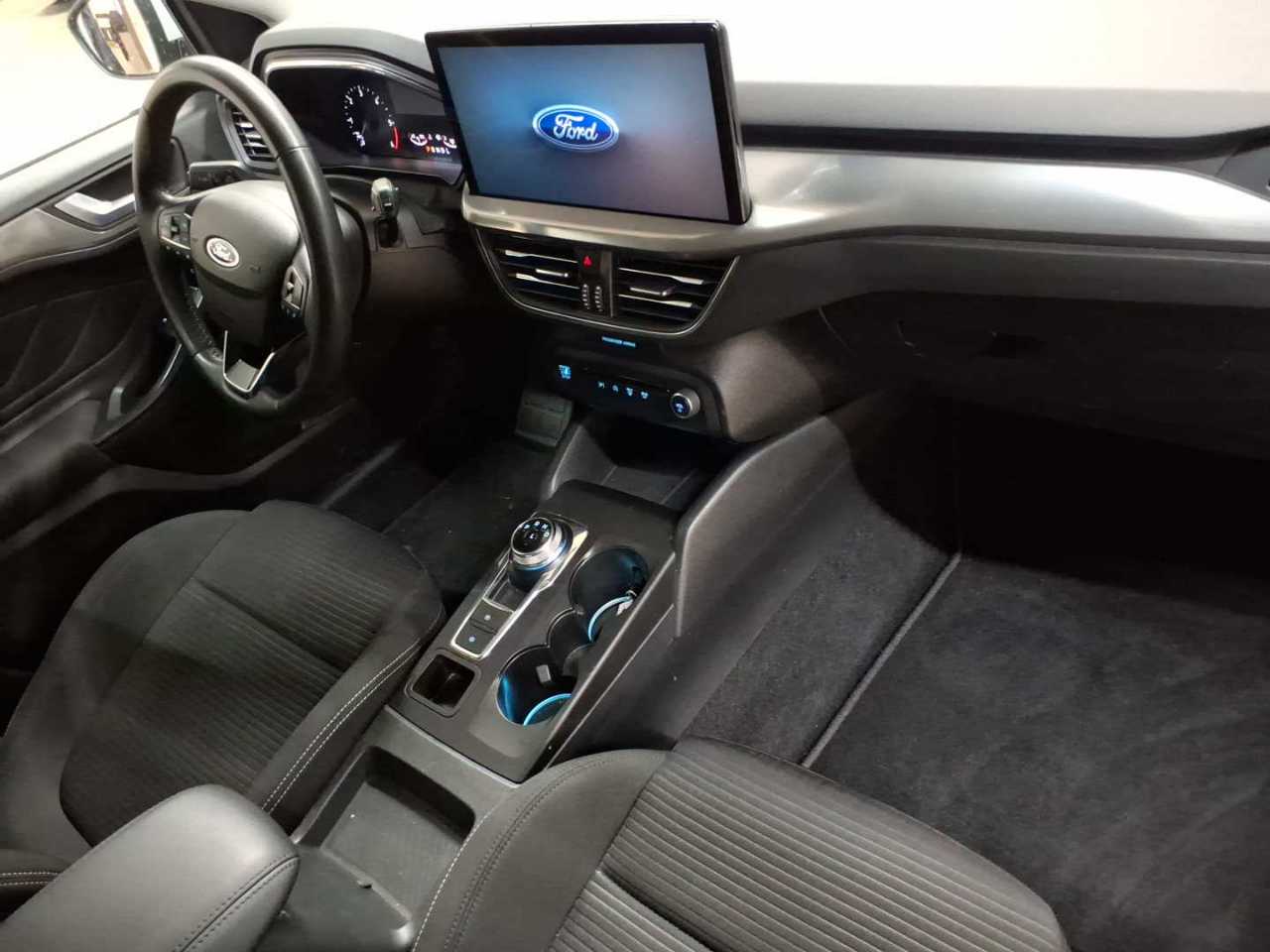 Ford Focus Turnier 1.5 EcoBlue Start-Stopp-System Aut. TITANIUM 9
