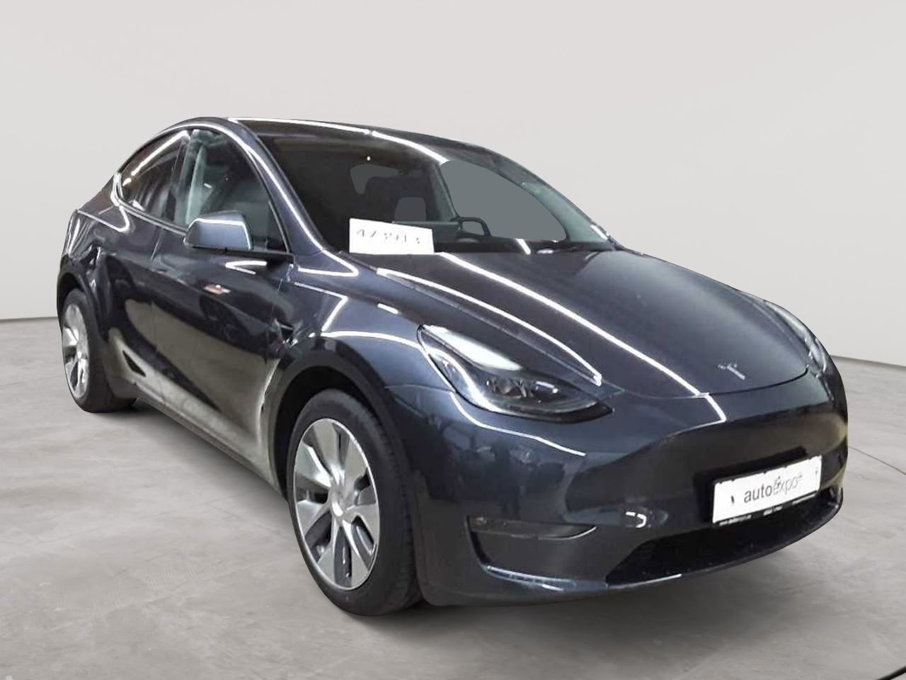 Tesla Model Y Long Range Dual Motor AWD