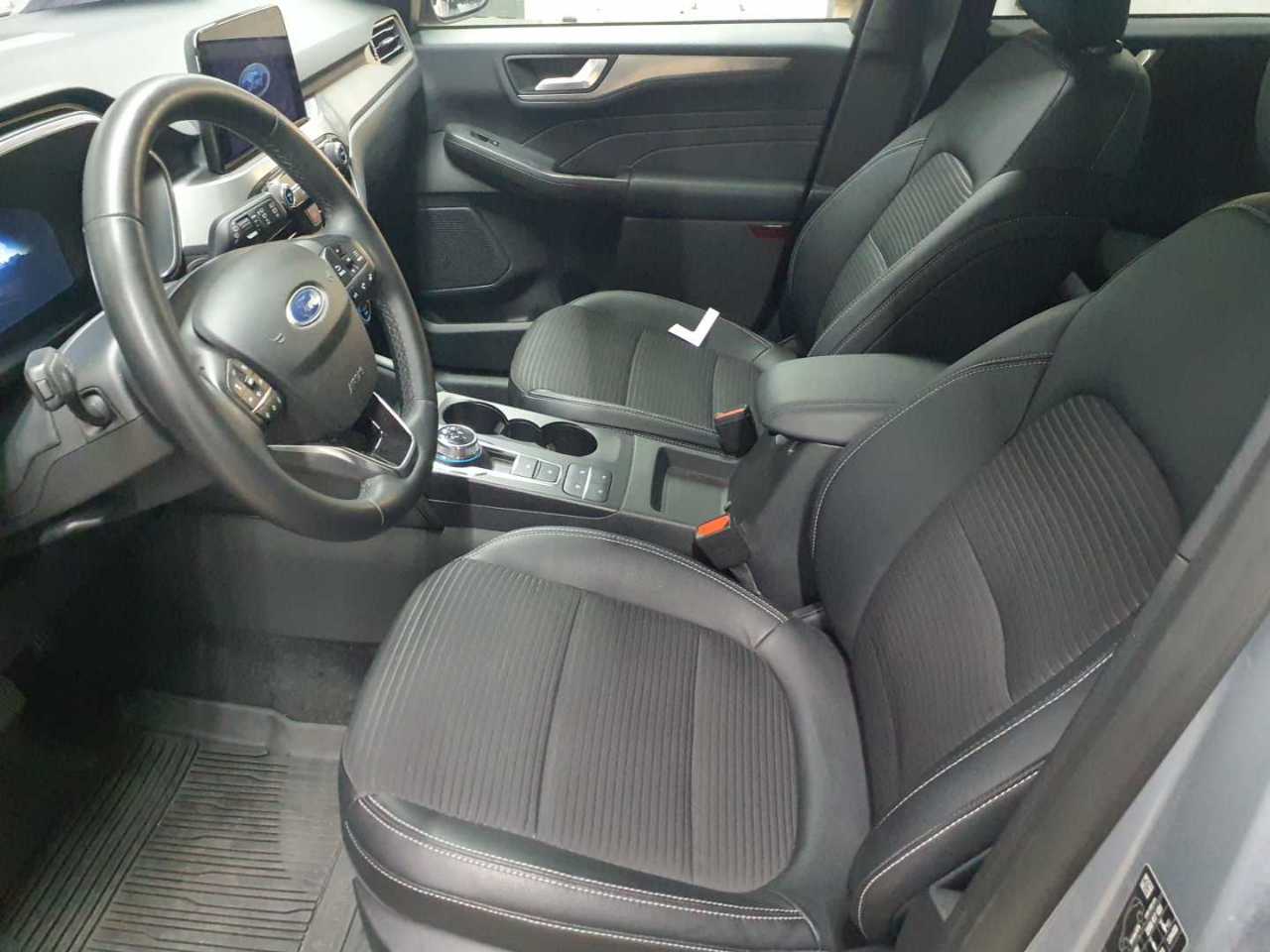 Ford Kuga 1.5 EcoBlue Aut. TITANIUM X 7