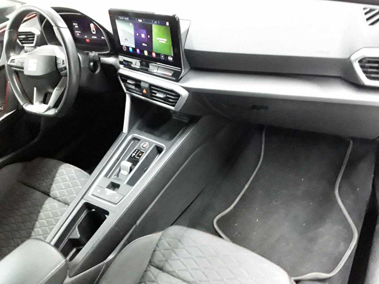Seat Leon Sportstourer 2.0 TDI DSG FR 9