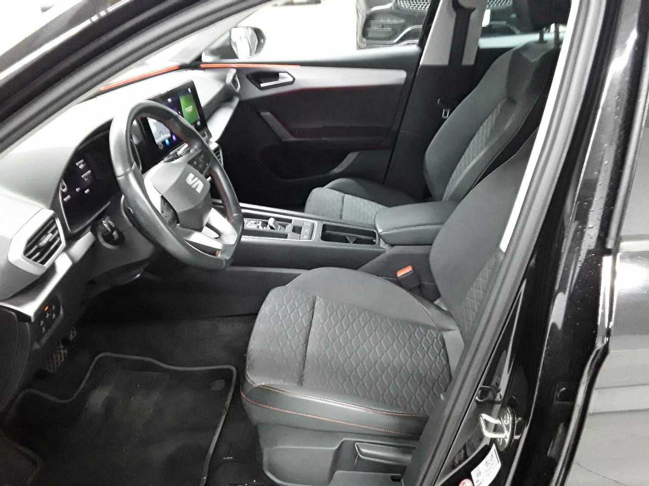 Seat Leon Sportstourer 2.0 TDI DSG FR 7