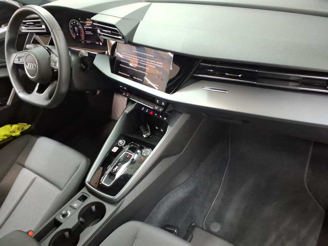 Audi A3 30 TFSI Sportback S tronic advanced 9