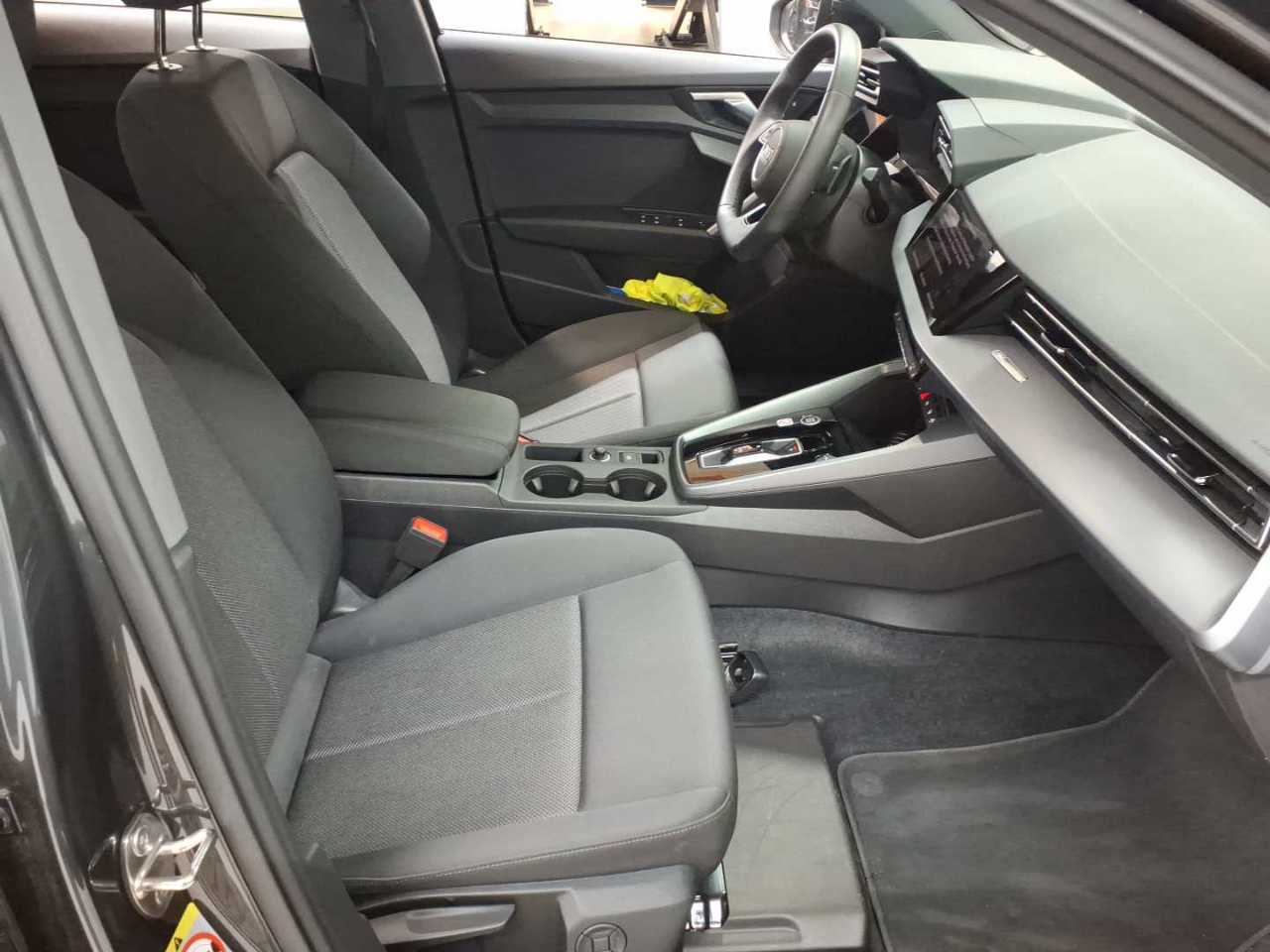 Audi A3 30 TFSI Sportback S tronic advanced 8