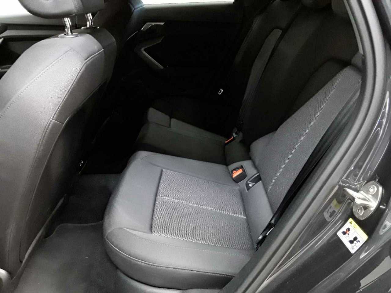 Audi A3 30 TFSI Sportback S tronic advanced 13