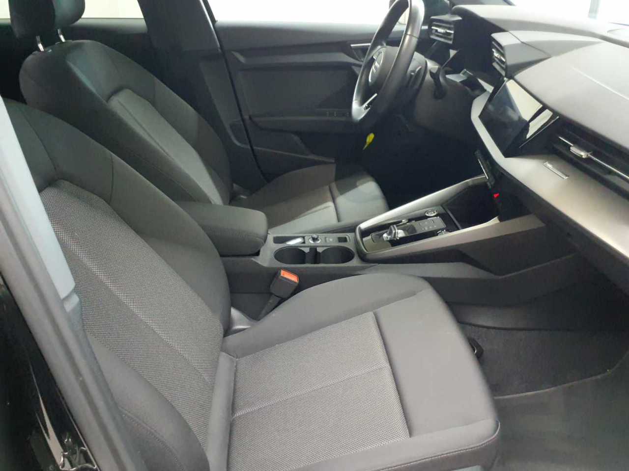 Audi A3 40 TFSIe Sportback S tronic advanced 8