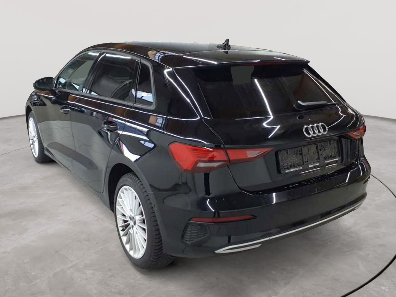 Audi A3 40 TFSIe Sportback S tronic advanced 5