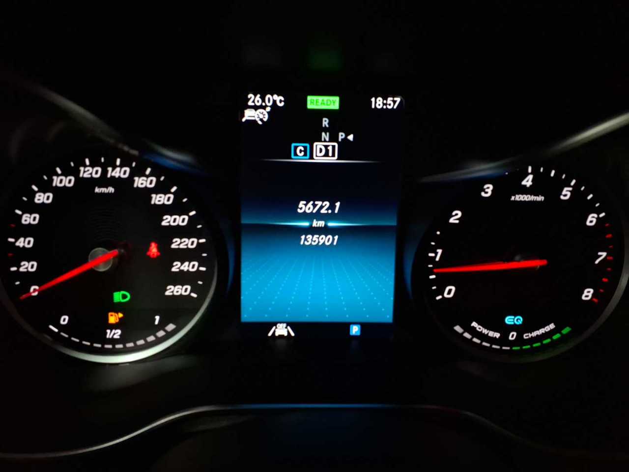 Mercedes-Benz GLC 300 4Matic 9G-TRONIC AMG Line 11