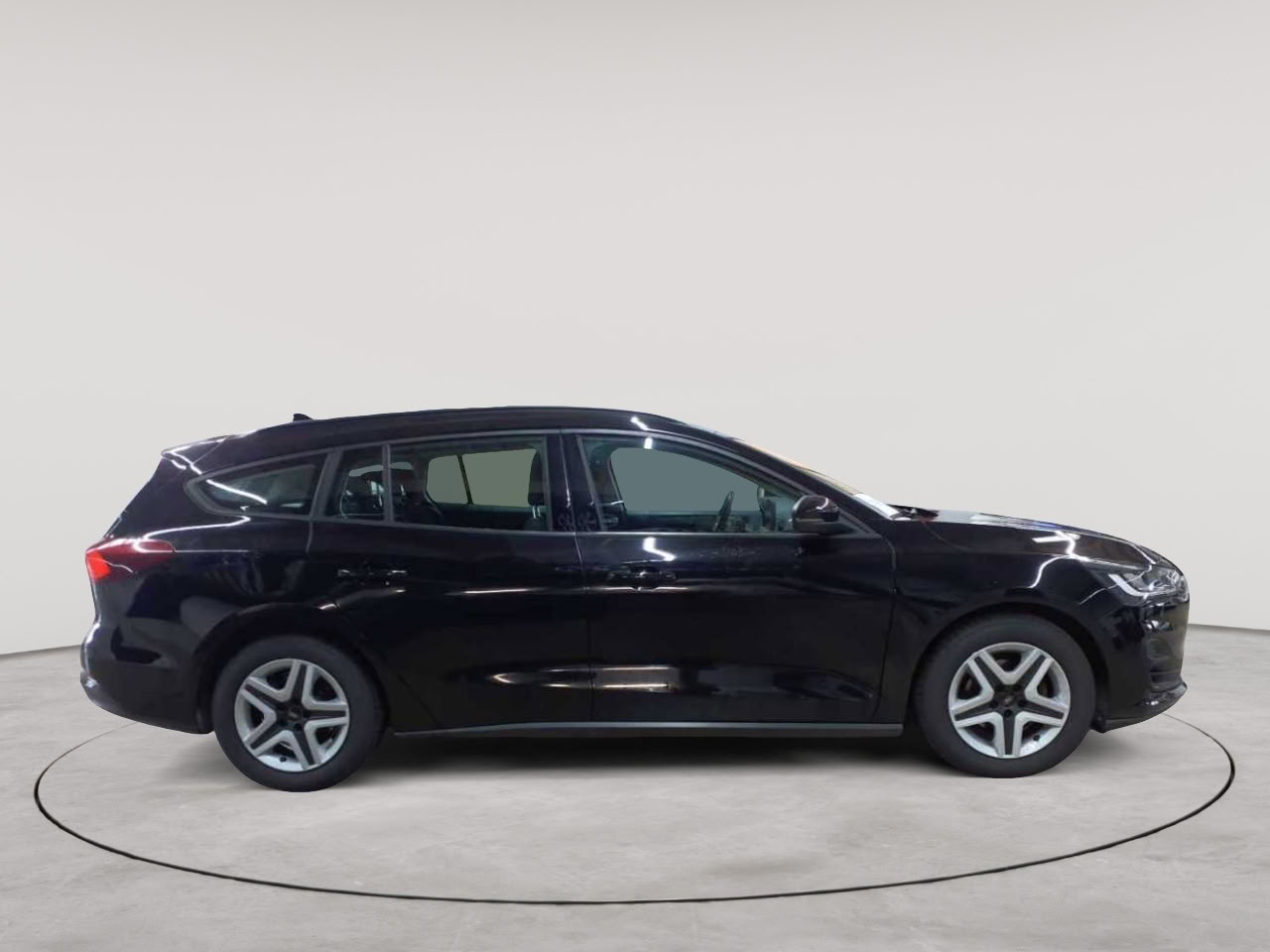 Ford Focus Turnier 1.5 EcoBlue Start-Stopp-System COOL&CONNECT 3