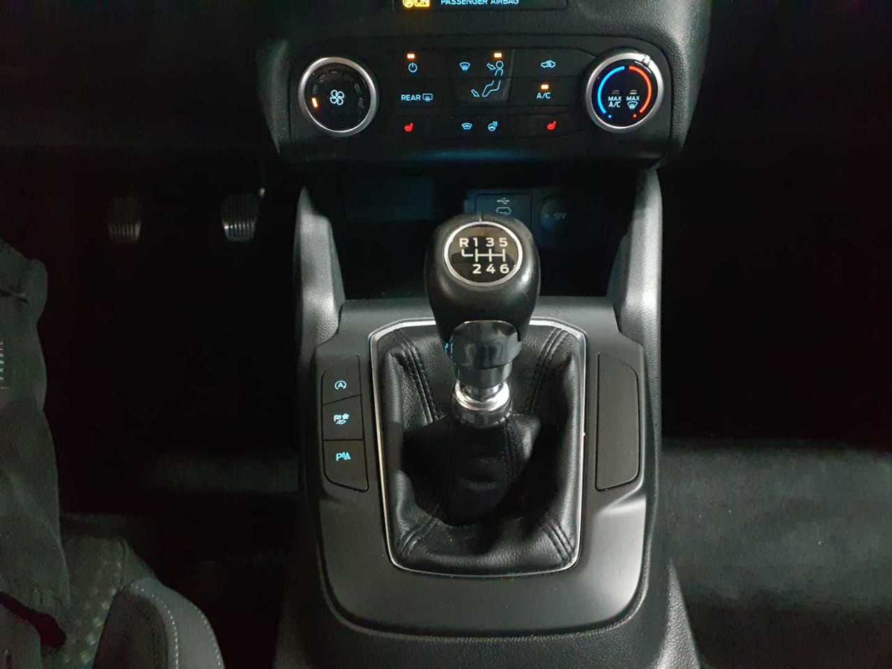 Ford Focus Turnier 1.5 EcoBlue Start-Stopp-System COOL&CONNECT 10