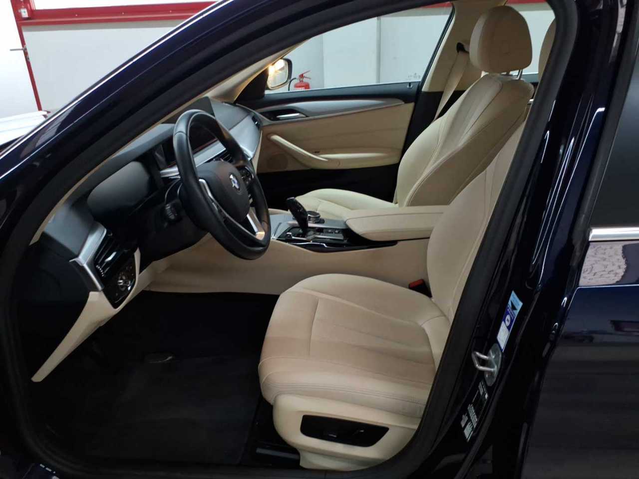 BMW 520i Aut. 7