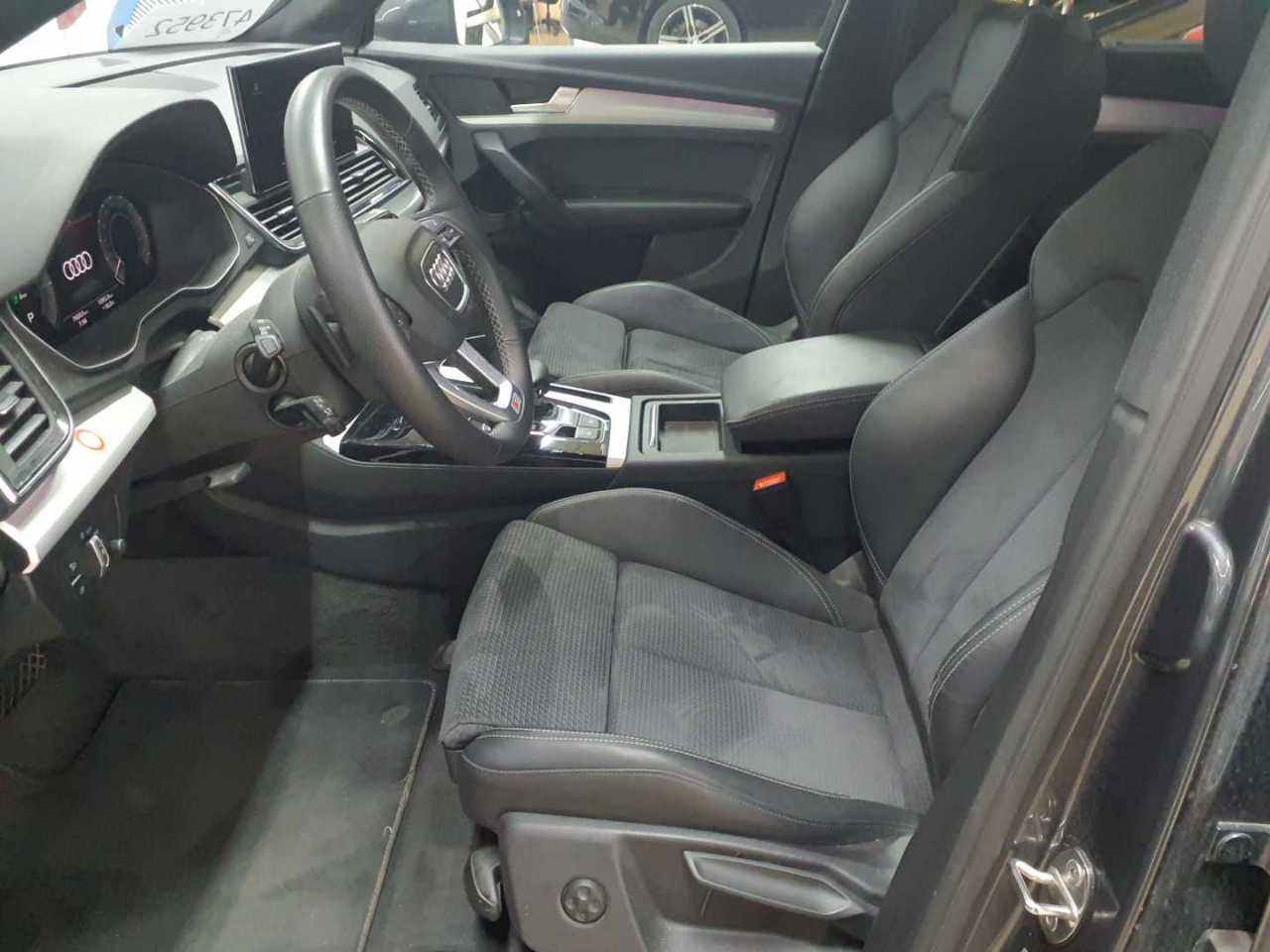 Audi Q5 55 TFSIe quattro S tronic S line 8