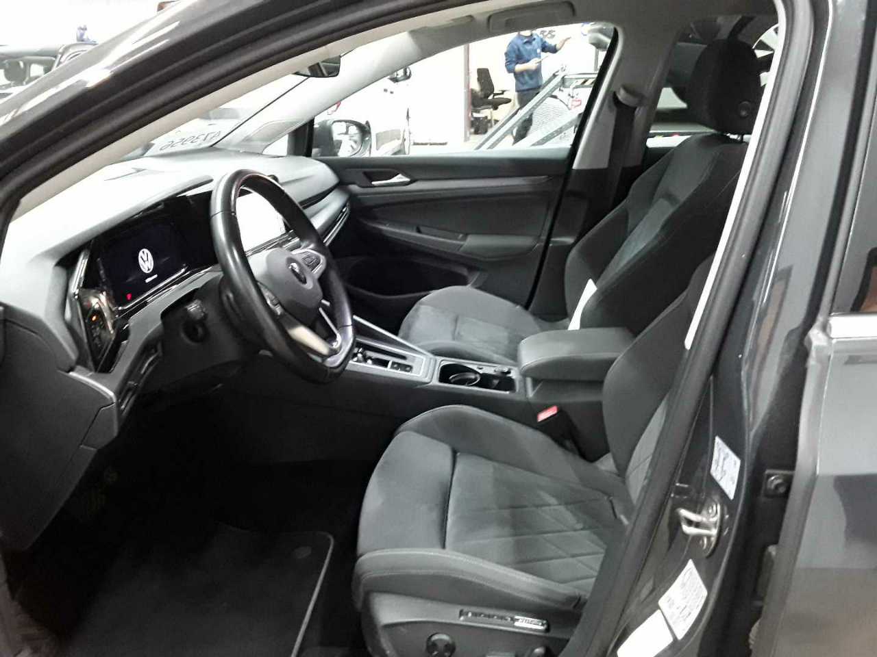Volkswagen Golf Variant 2.0 TDI SCR DSG Style 7