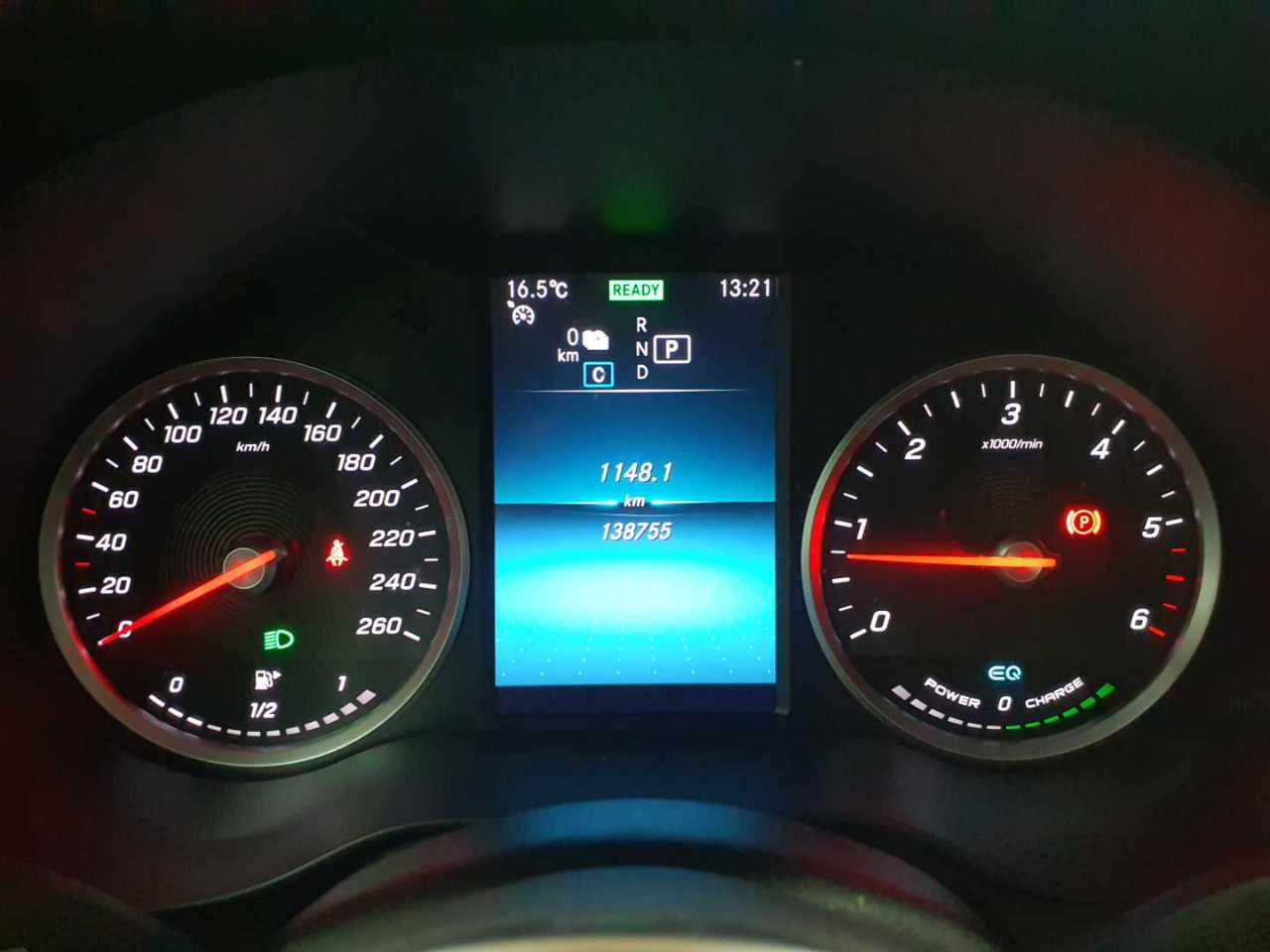 Mercedes-Benz GLC 300 de 4Matic 9G-TRONIC 11