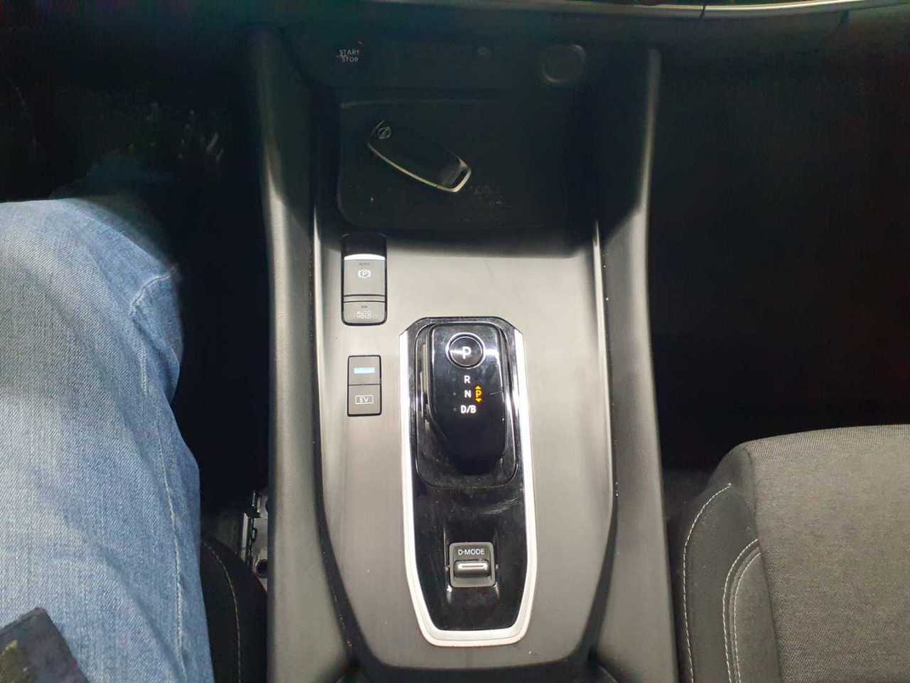 Nissan Qashqai 1.5 VC-T e-Power N-Connecta 10