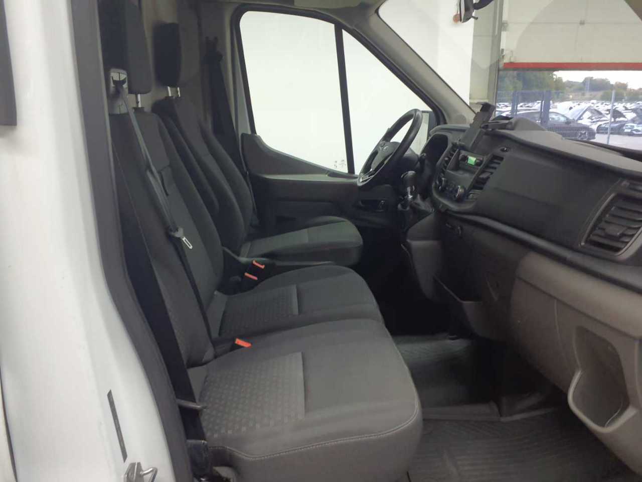 Ford Transit 310 L3H2 Lkw VA Trend 8
