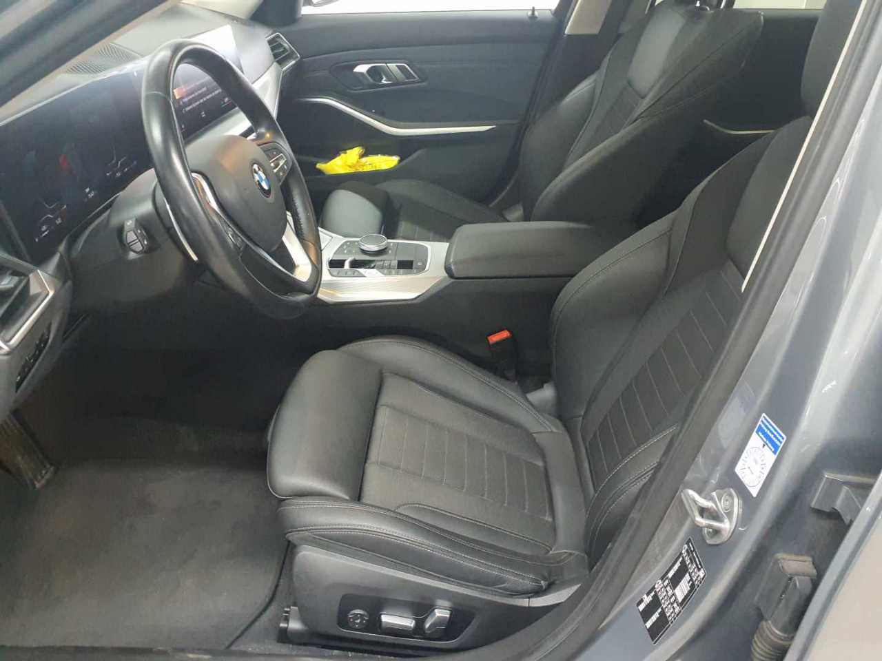 BMW 320i Touring Aut. 8