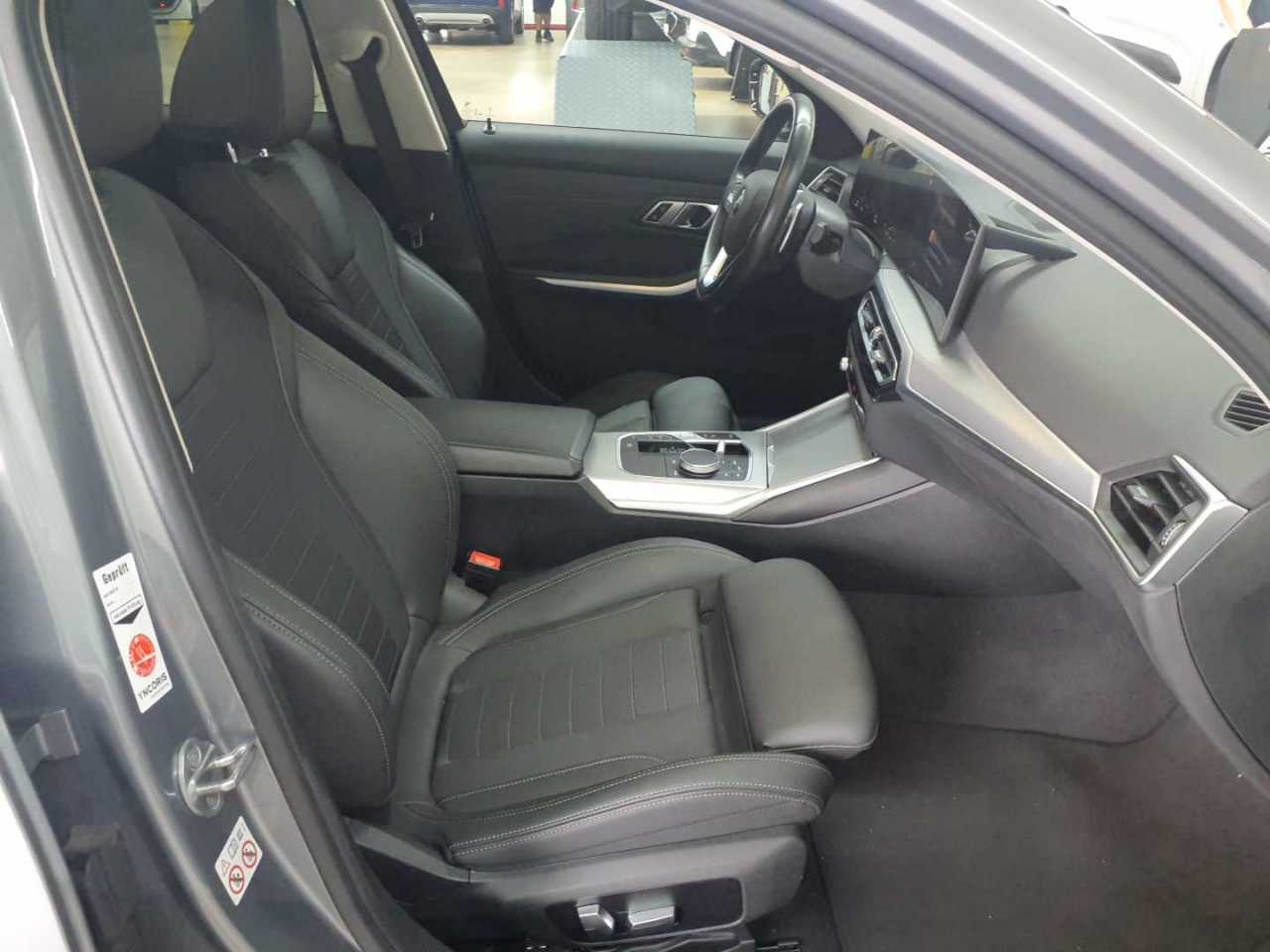 BMW 320i Touring Aut. 7