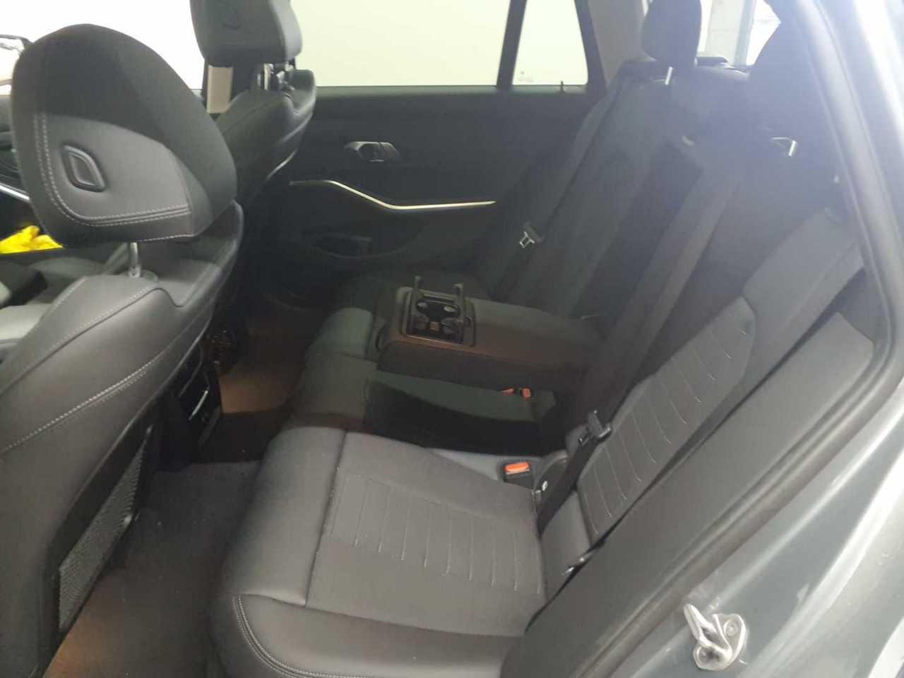 BMW 320i Touring Aut. 14
