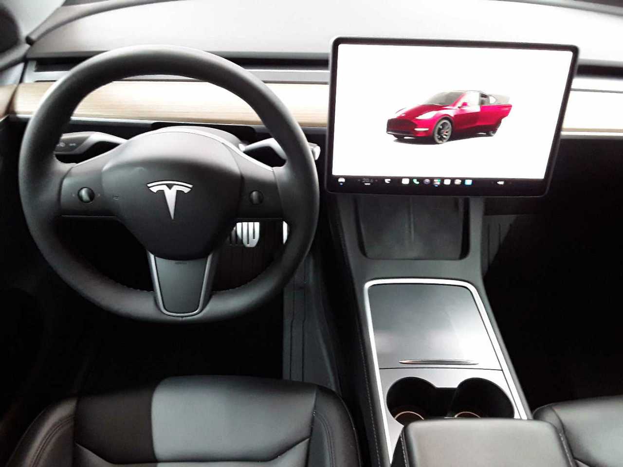 Tesla Model Y Performance Dual Motor AWD 10