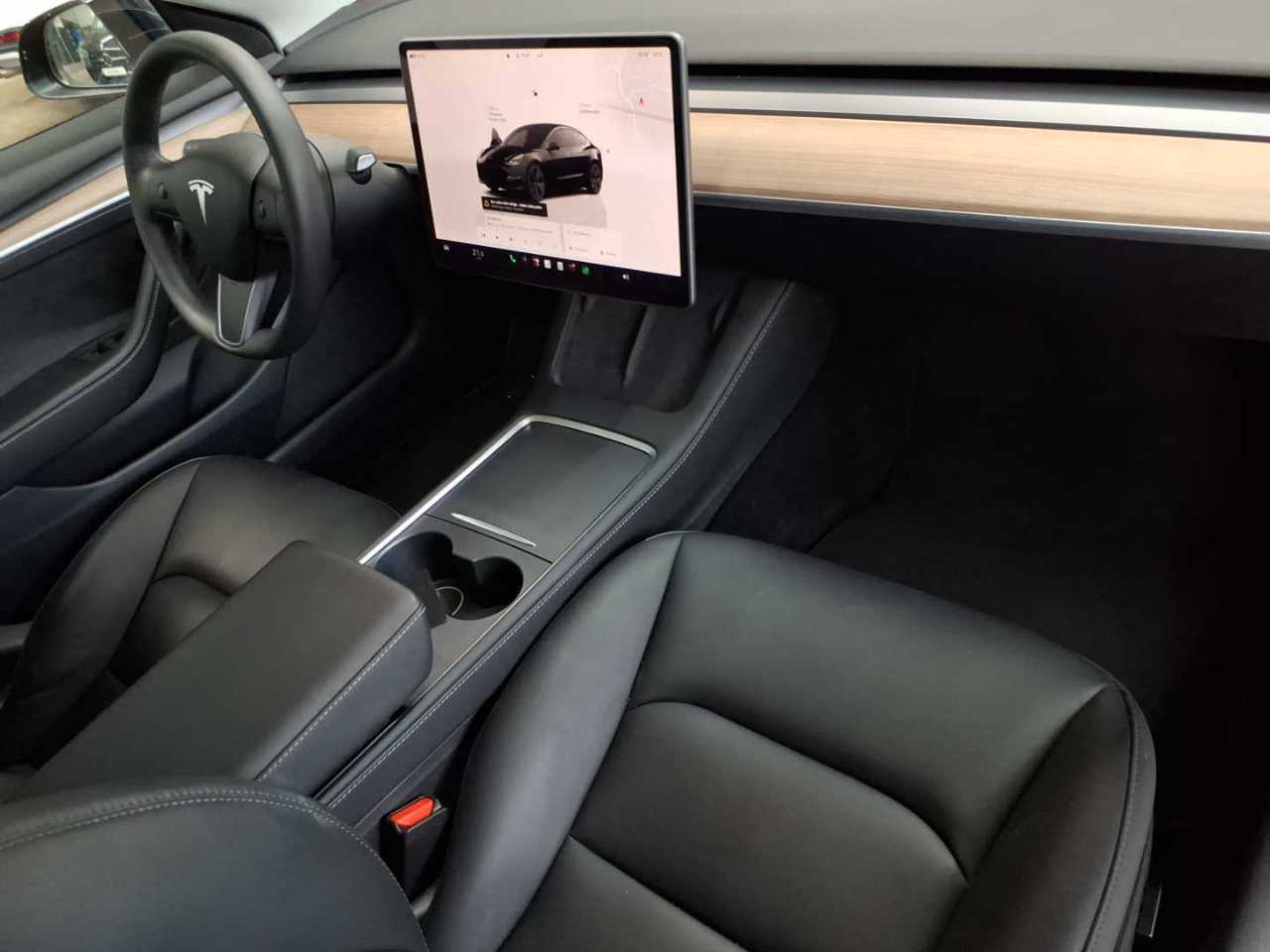 Tesla Model 3 RWD Hinterradantrieb 9