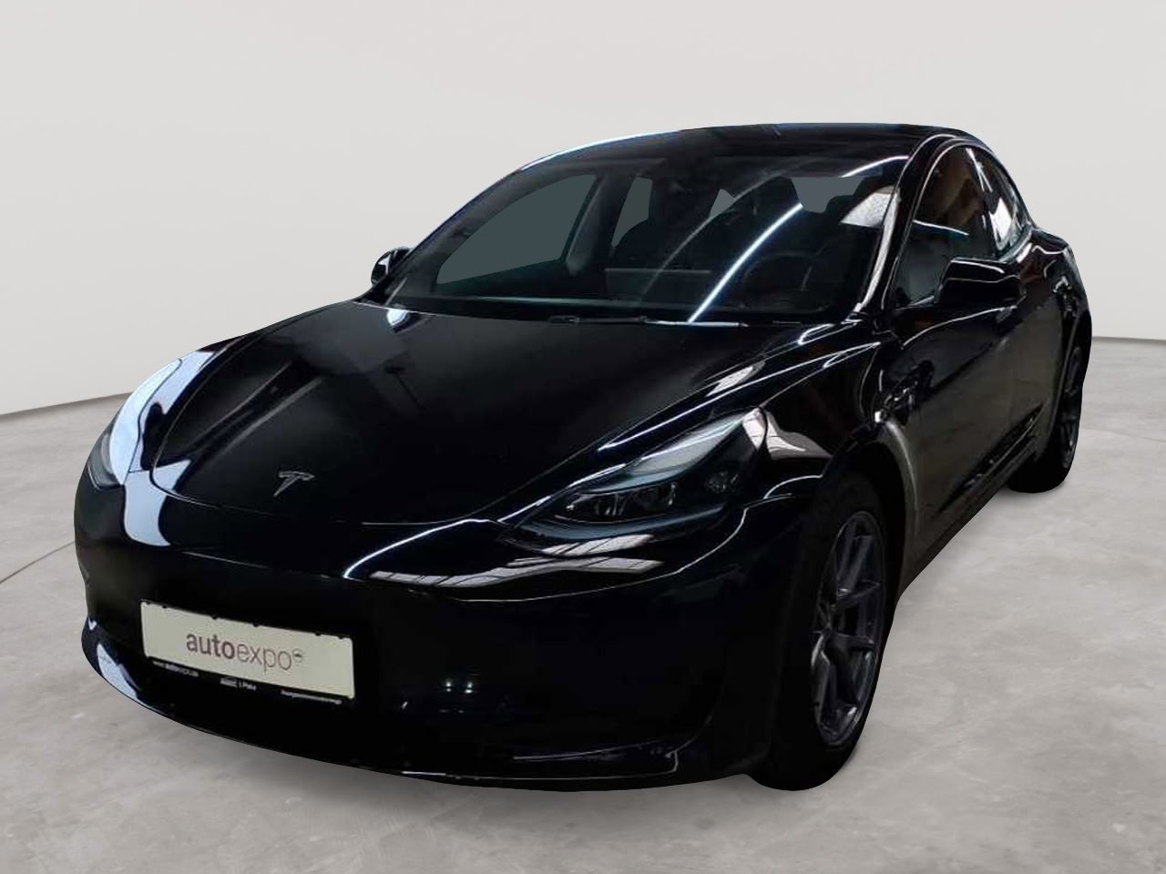 Tesla Model 3 RWD Hinterradantrieb 2