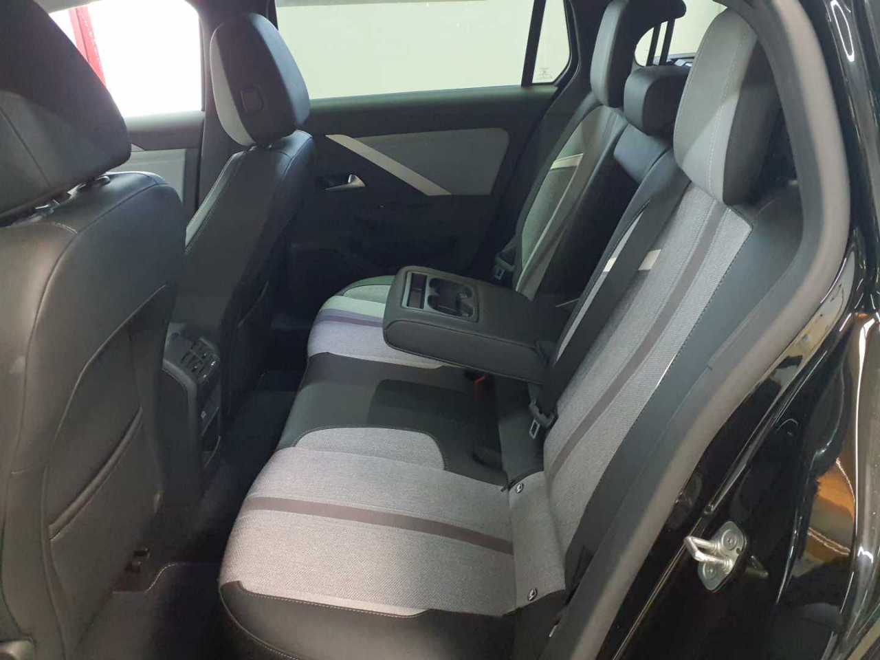 Opel Astra Sports Tourer 1.5 D Automatik Elegance 14
