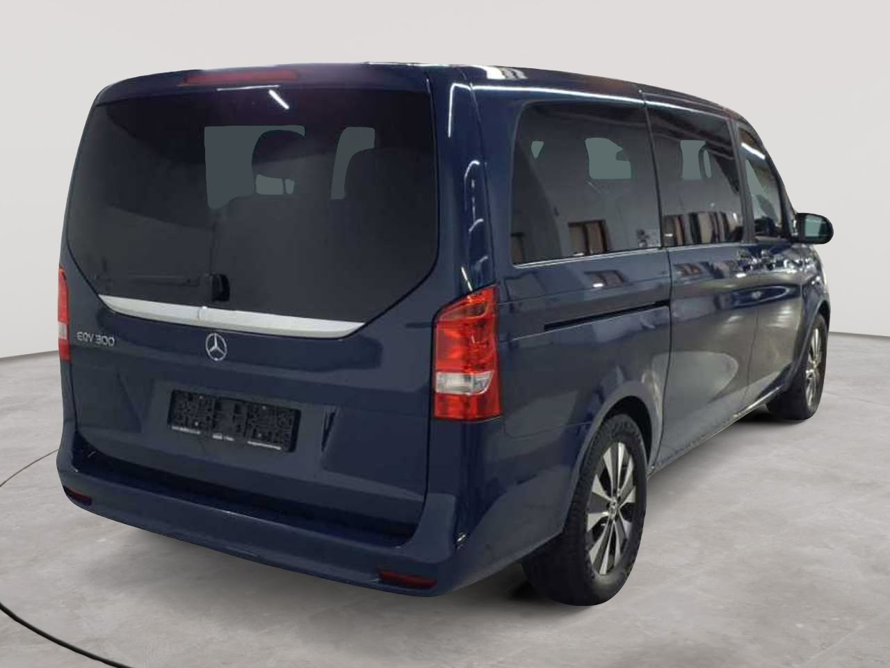 Mercedes-Benz EQV 300 lang 4