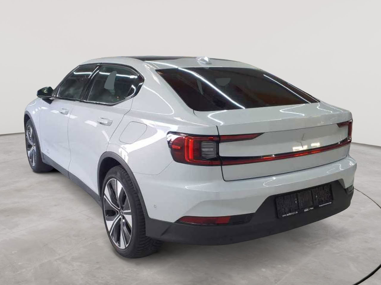 Polestar 2 Dual Motor 82kWh Plus 5