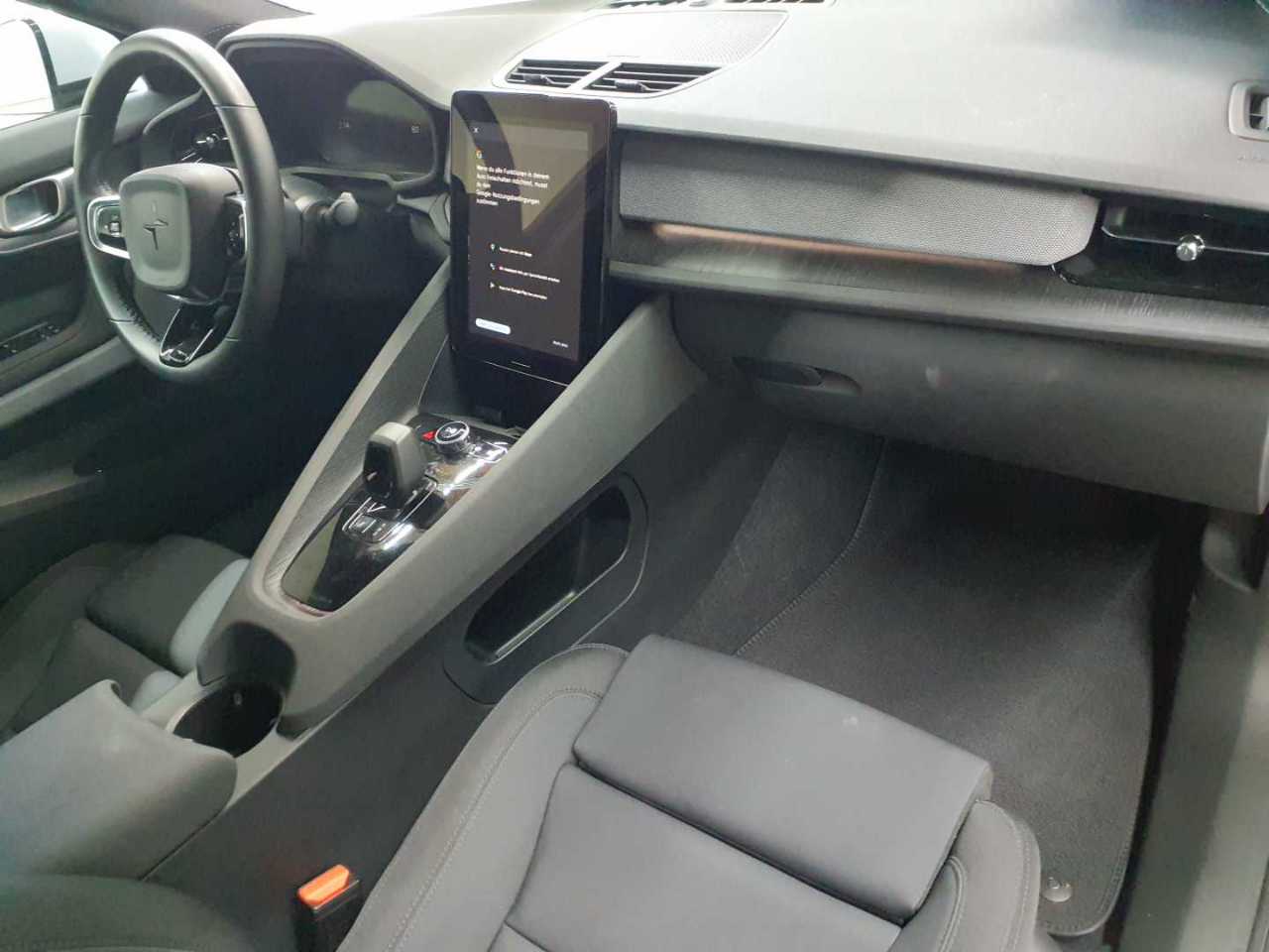 Polestar 2 Dual Motor 82kWh Plus 9
