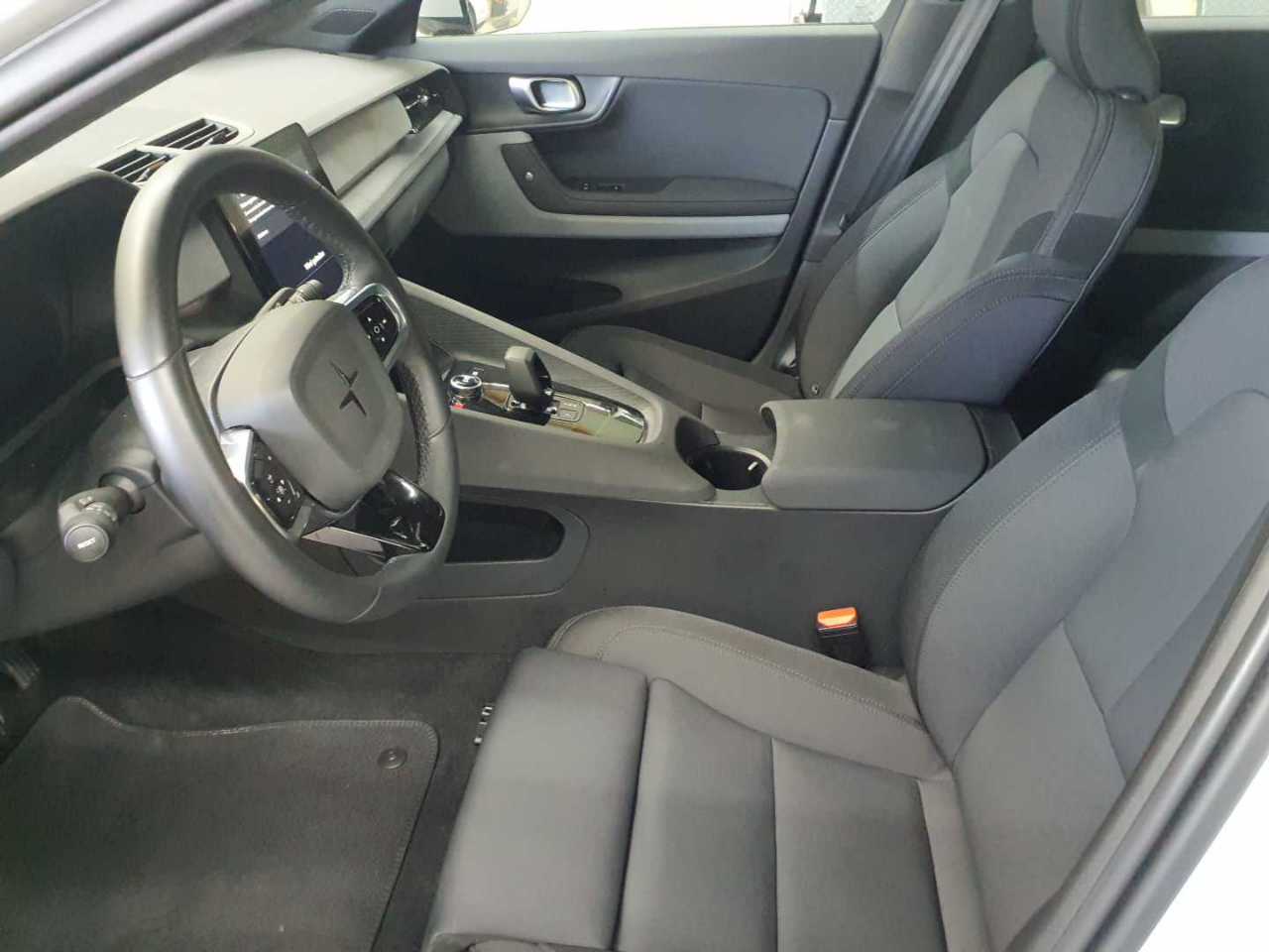 Polestar 2 Dual Motor 82kWh Plus 7