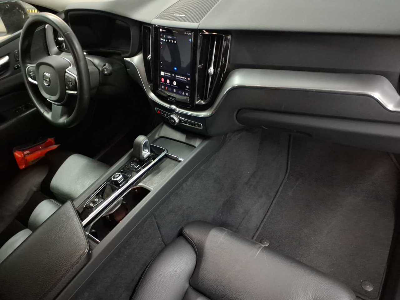 Volvo XC60 T6 AWD Recharge Geartronic Inscription Expression 9