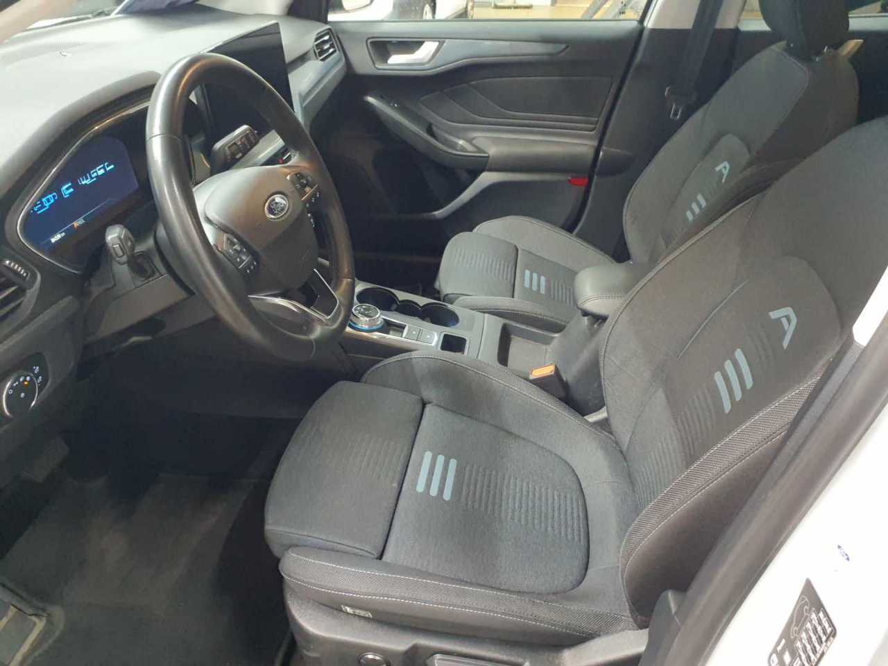 Ford Focus Turnier 1.5 EcoBlue Start-Stopp-System Aut. ACTIVE X 7