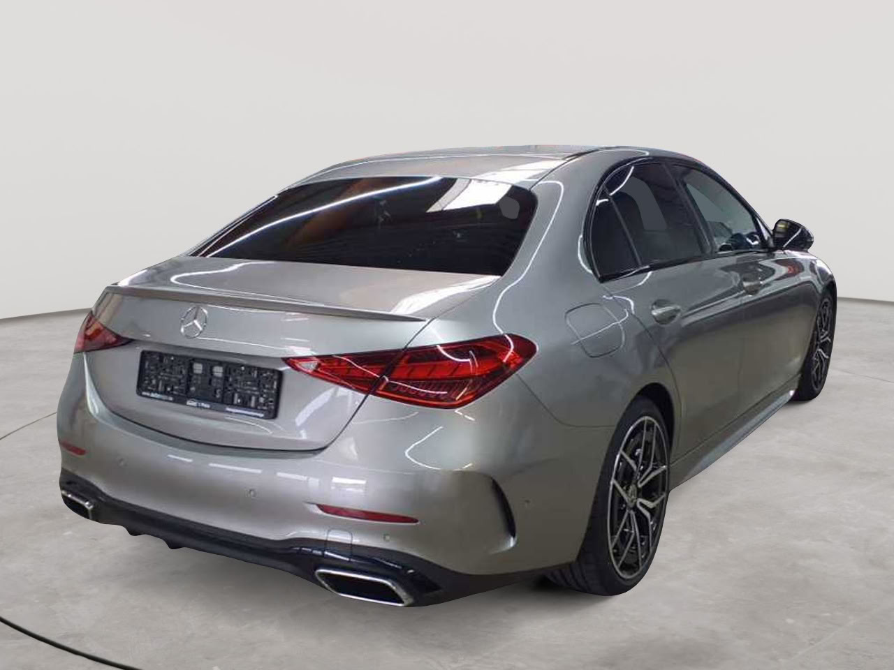 Mercedes-Benz C 300 d 9G-TRONIC 4Matic AMG Line 4
