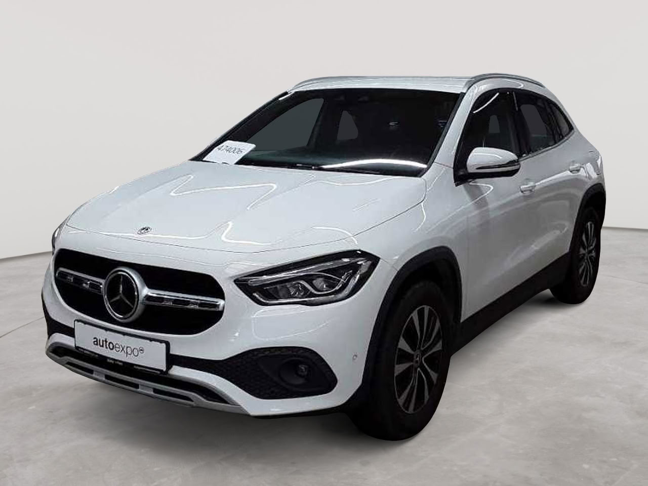Mercedes-Benz GLA 200 7G-DCT Style 2
