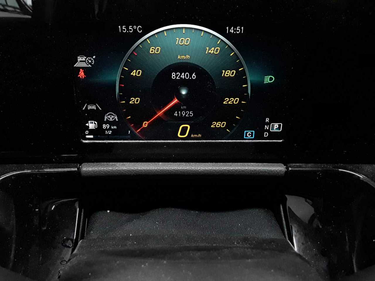 Mercedes-Benz GLA 200 7G-DCT Style 11