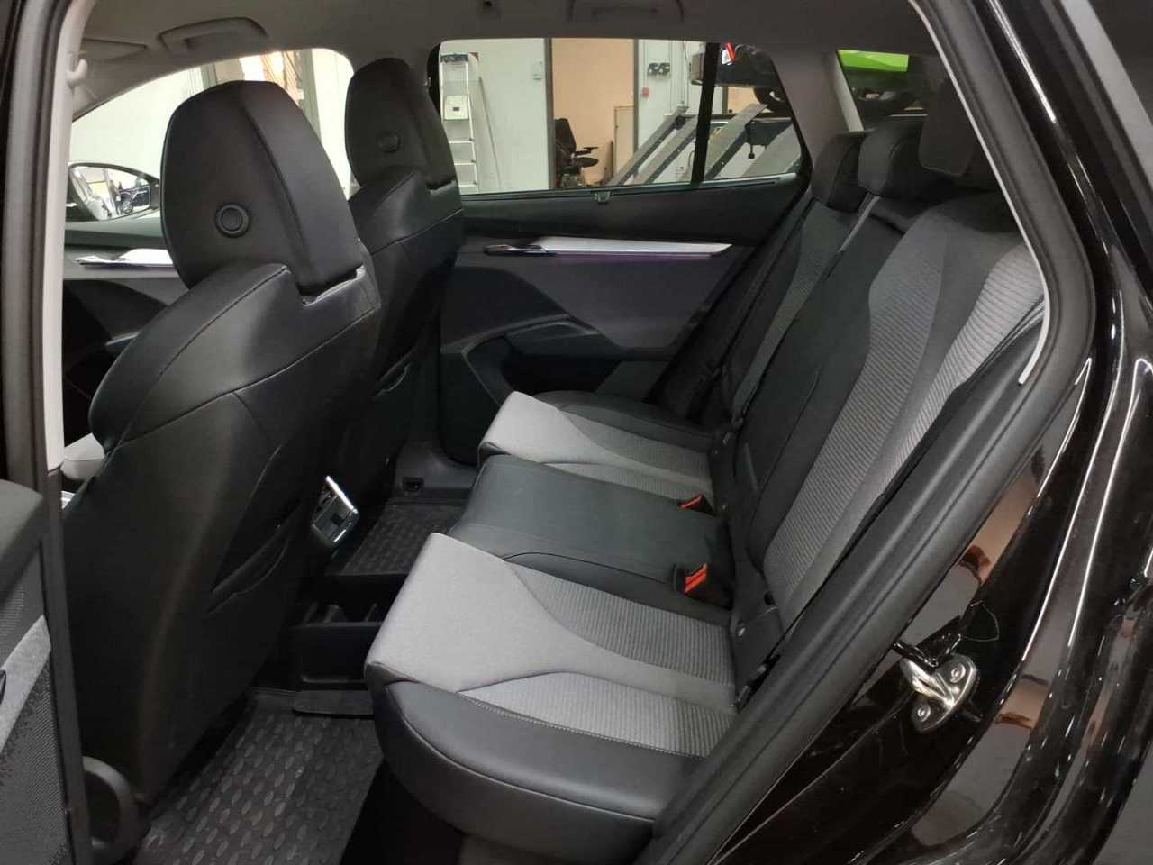 Skoda Enyaq 85 13