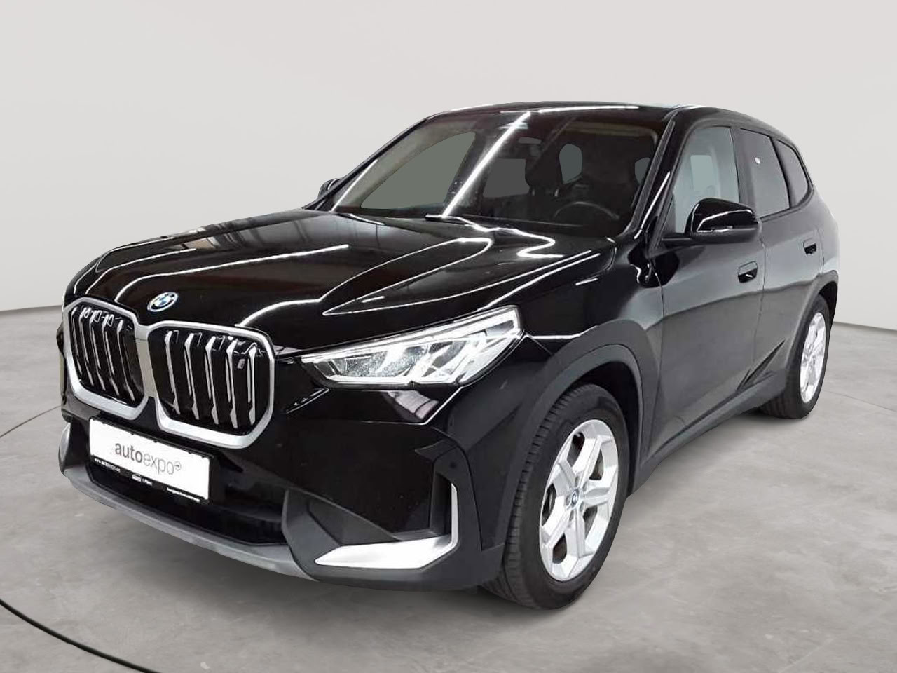 BMW iX1 xDrive30 2