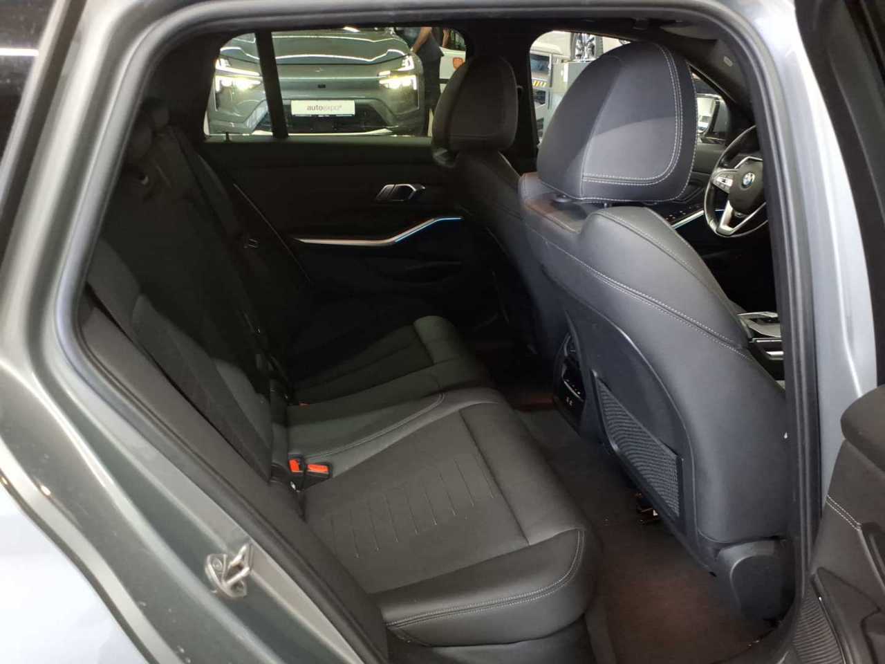 BMW 318d Touring Aut. 14
