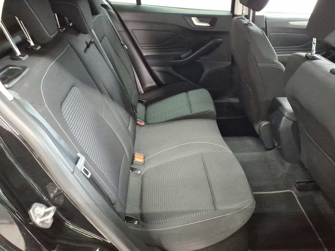 Ford Focus Turnier 1.0 EcoBoost Hybrid Aut. TITANIUM X 13