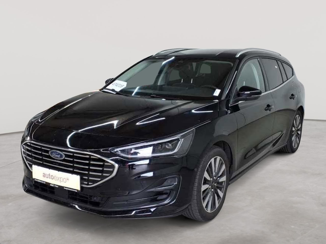 Ford Focus Turnier 1.0 EcoBoost Hybrid Aut. TITANIUM X 2