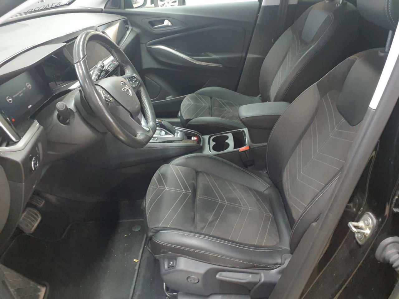 Opel Grandland 1.5 D Automatik Ultimate 8