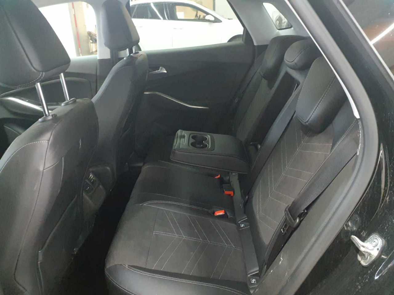 Opel Grandland 1.5 D Automatik Ultimate 14