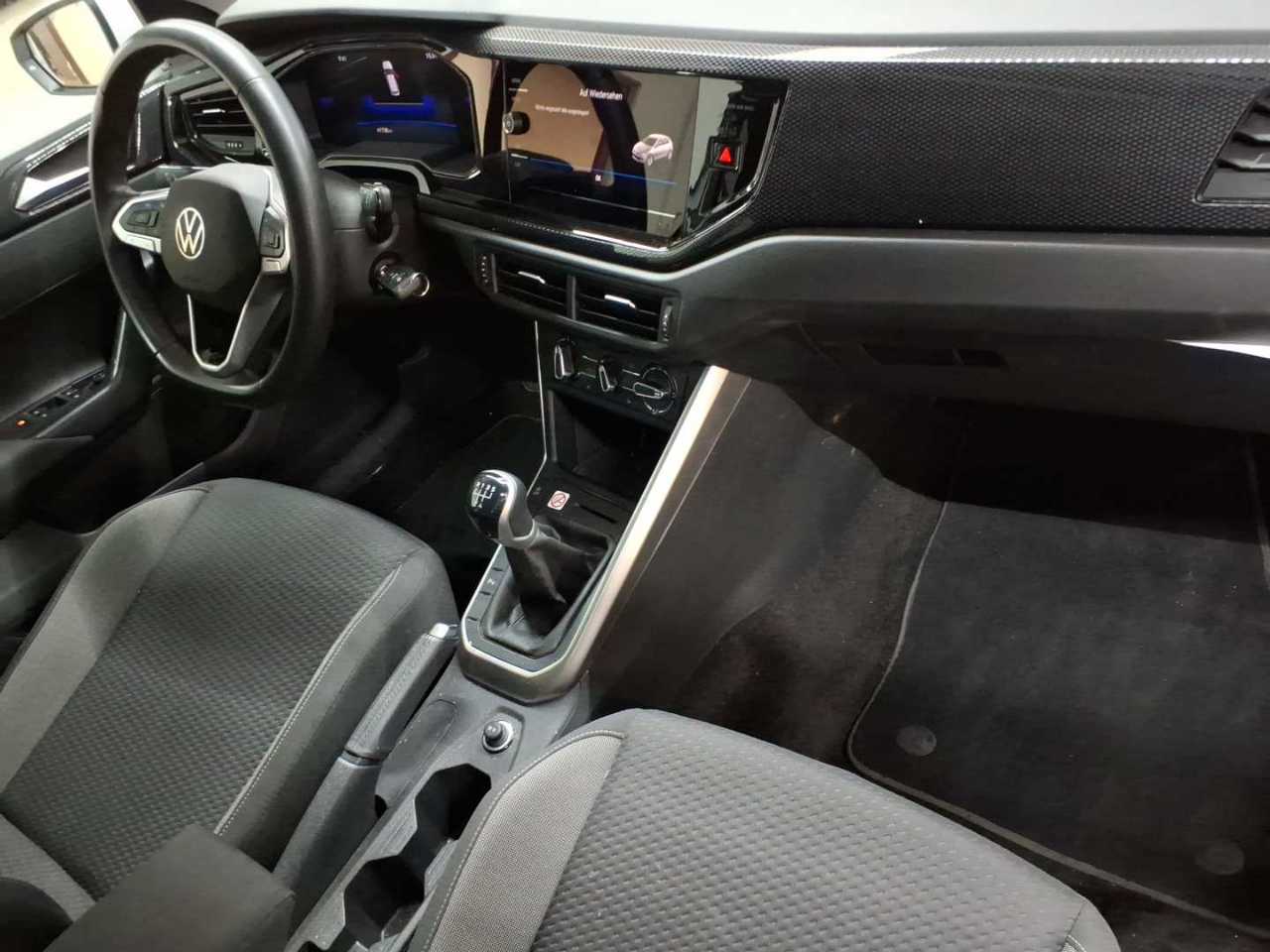 Volkswagen Polo 1.0 Life 9