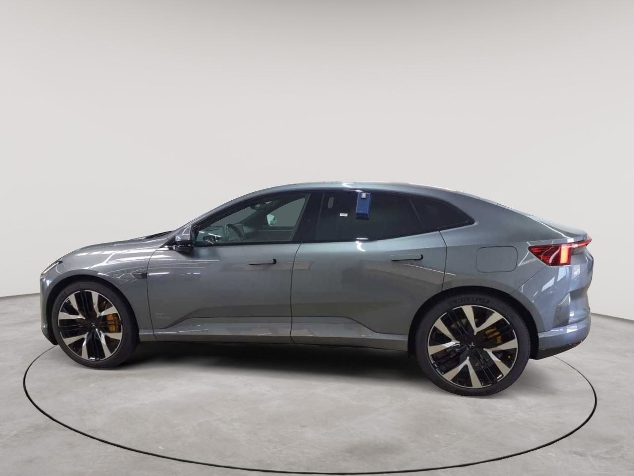 Polestar 4 Dual Motor 100kWh 6