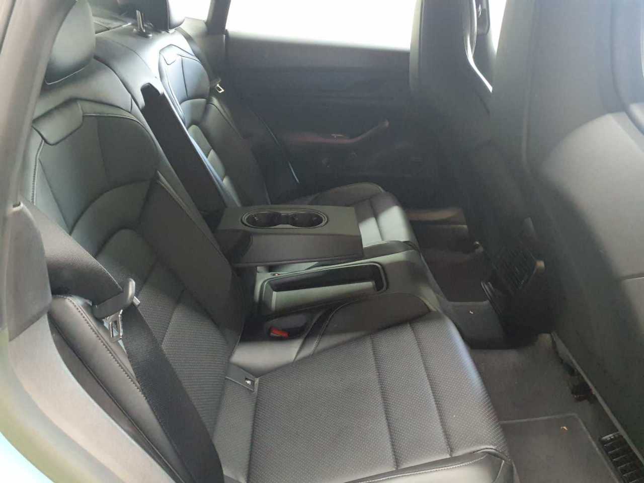 Porsche Taycan 13