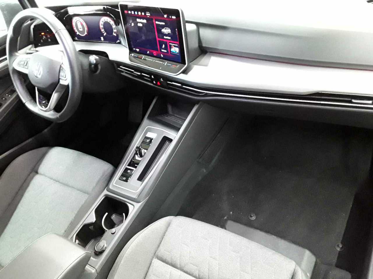 Volkswagen Golf Variant 1.5 eTSI OPF DSG Life 9