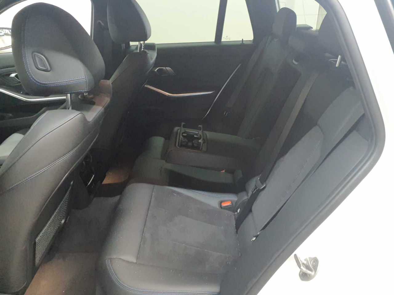 BMW 320d Touring Aut. 14