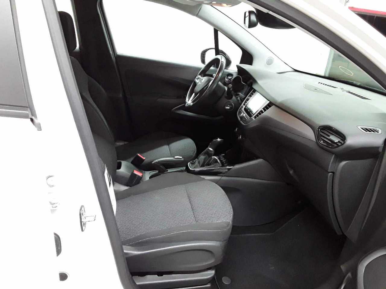 Opel Crossland 1.2 Edition 8