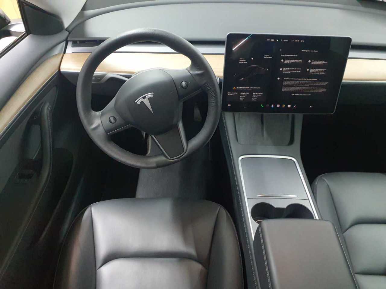 Tesla Model 3 RWD Hinterradantrieb 9