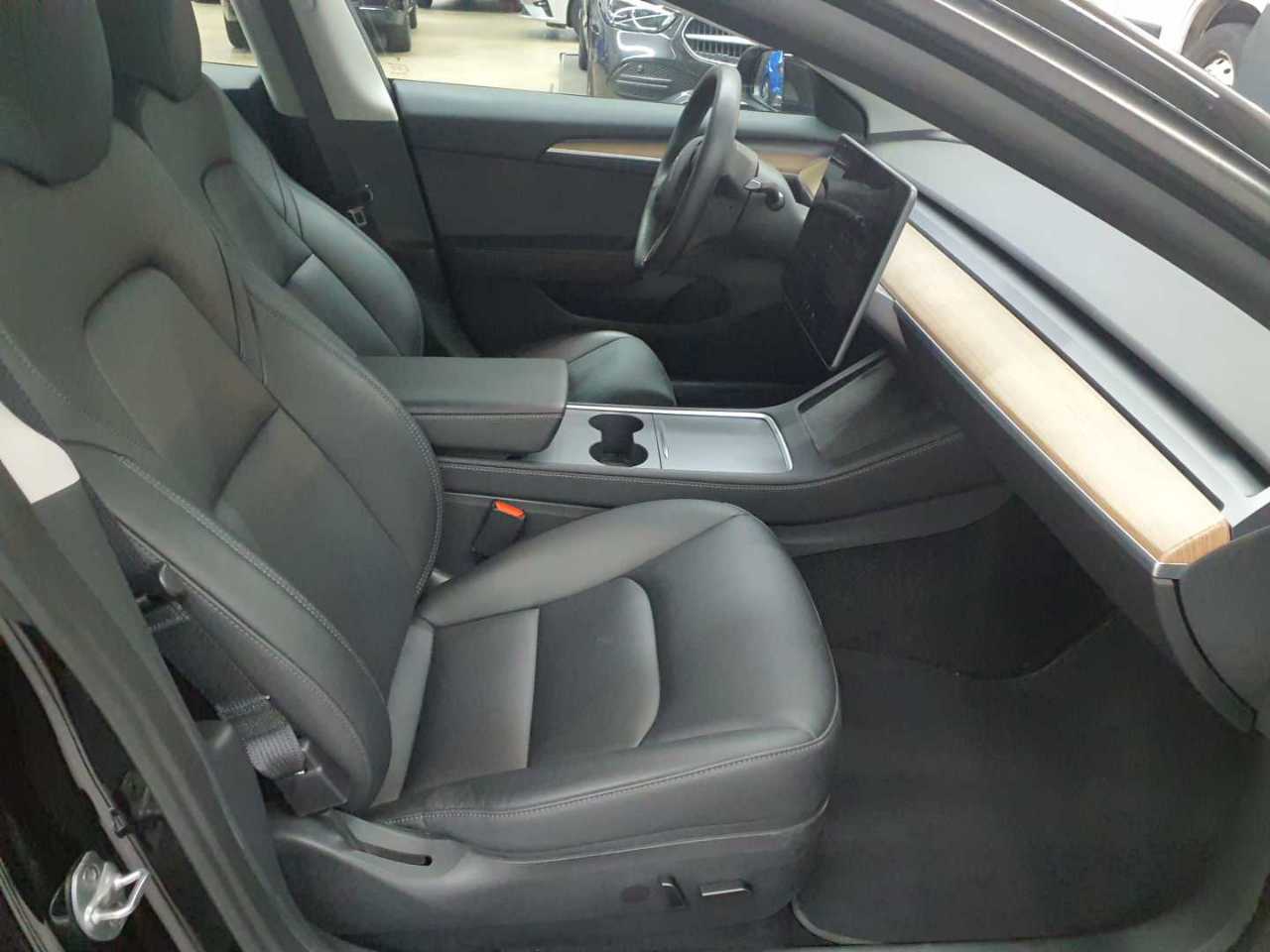Tesla Model 3 RWD Hinterradantrieb 7